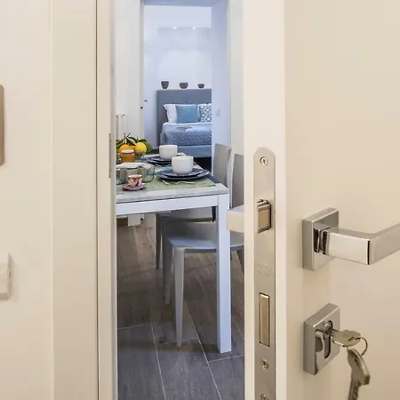 Metahome Sorrento Apartman *